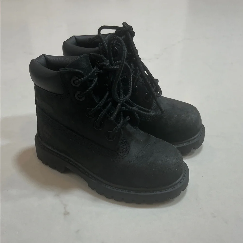 Timberland Toddler's Black Lace-Up Boots, lightly worn.